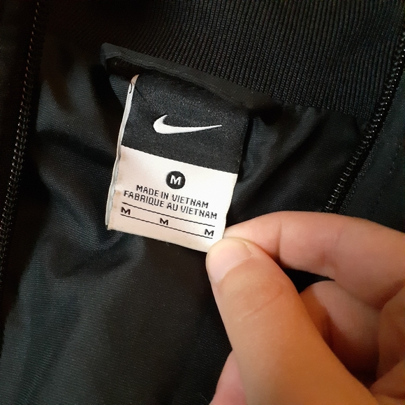 Nike Jacket - Picture 2 of 3
